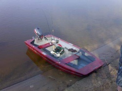 Лодка "Окунь" с мотором